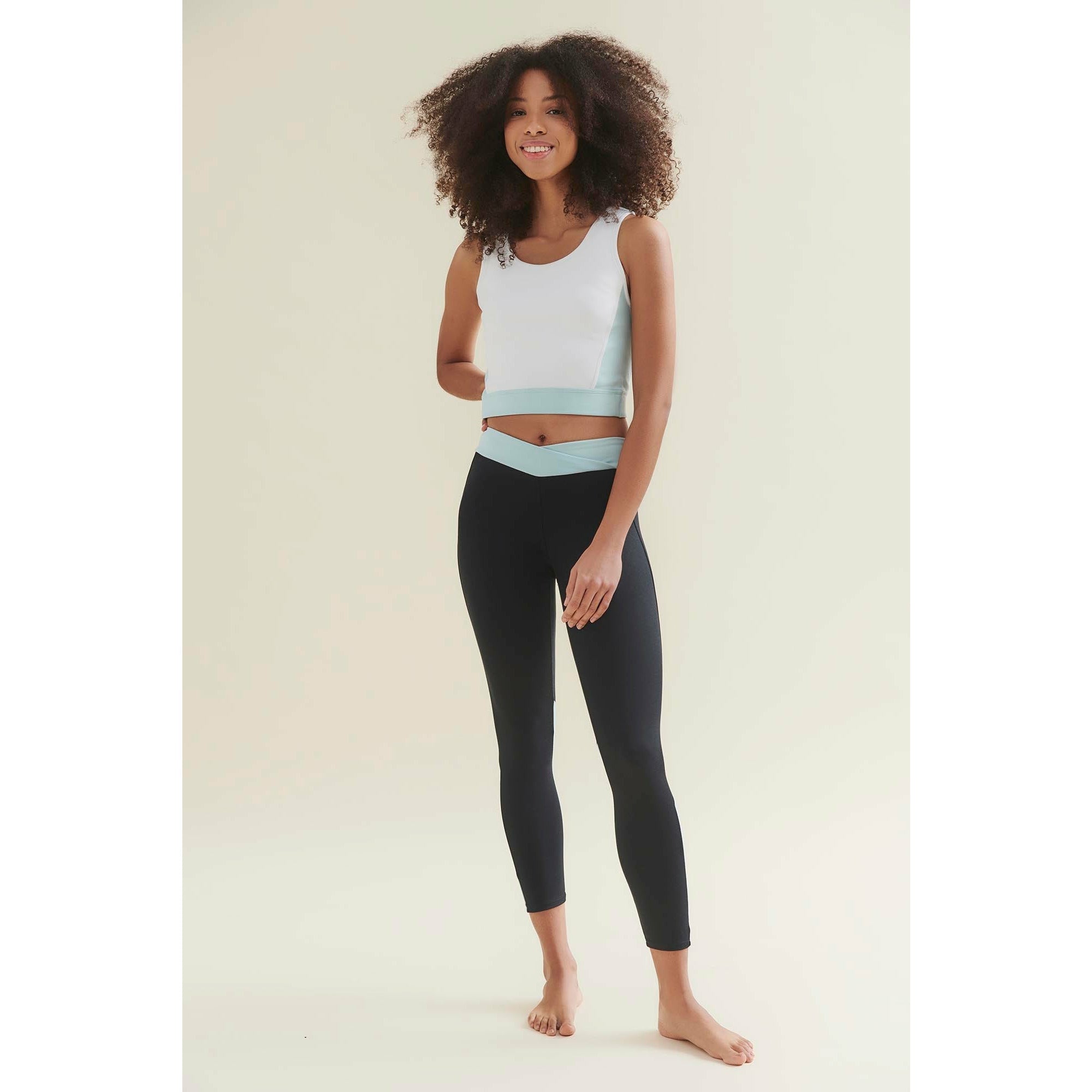 Biodegradable 3/4 Yoga Top Made In Europe | Biologisch abbaubares 3/4-Yoga-Top, hergestellt in Europa