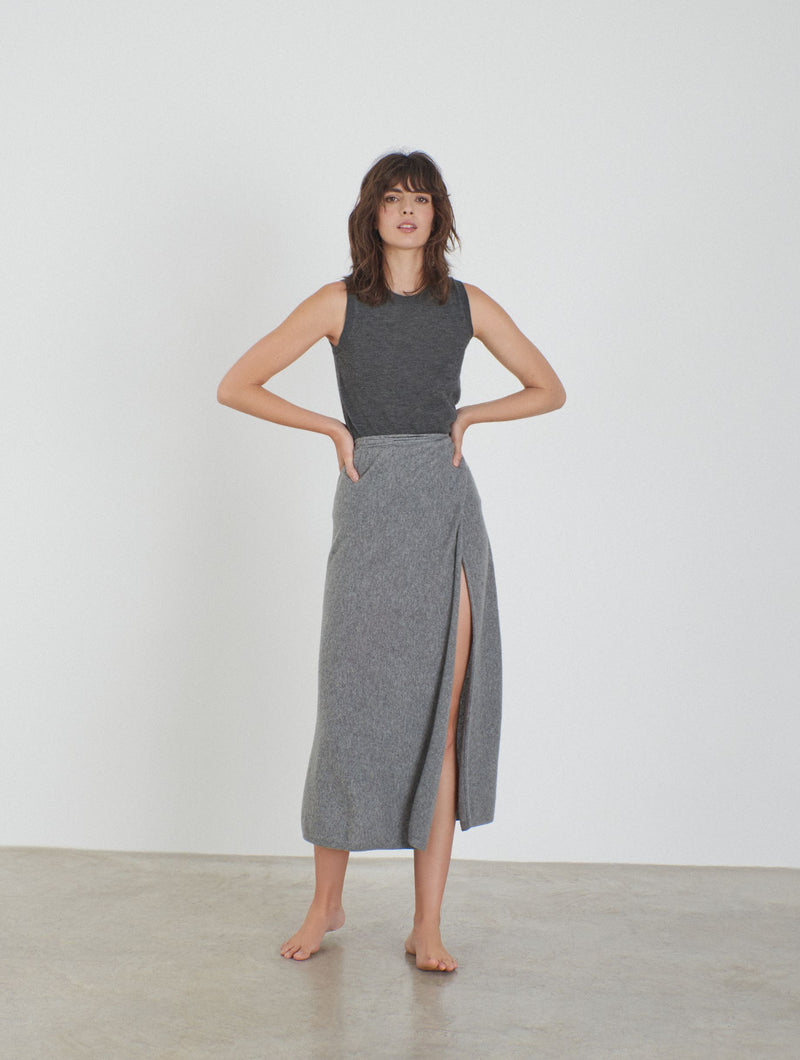 ALMA Cashmere knitted sleeveless top Grey